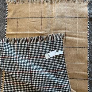 BP Reversible Navy, Camel & Maroon 22 X 74 Scarf